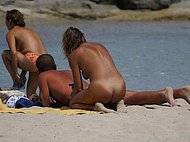 Beautiful the gallery ass on relaxed photo beach